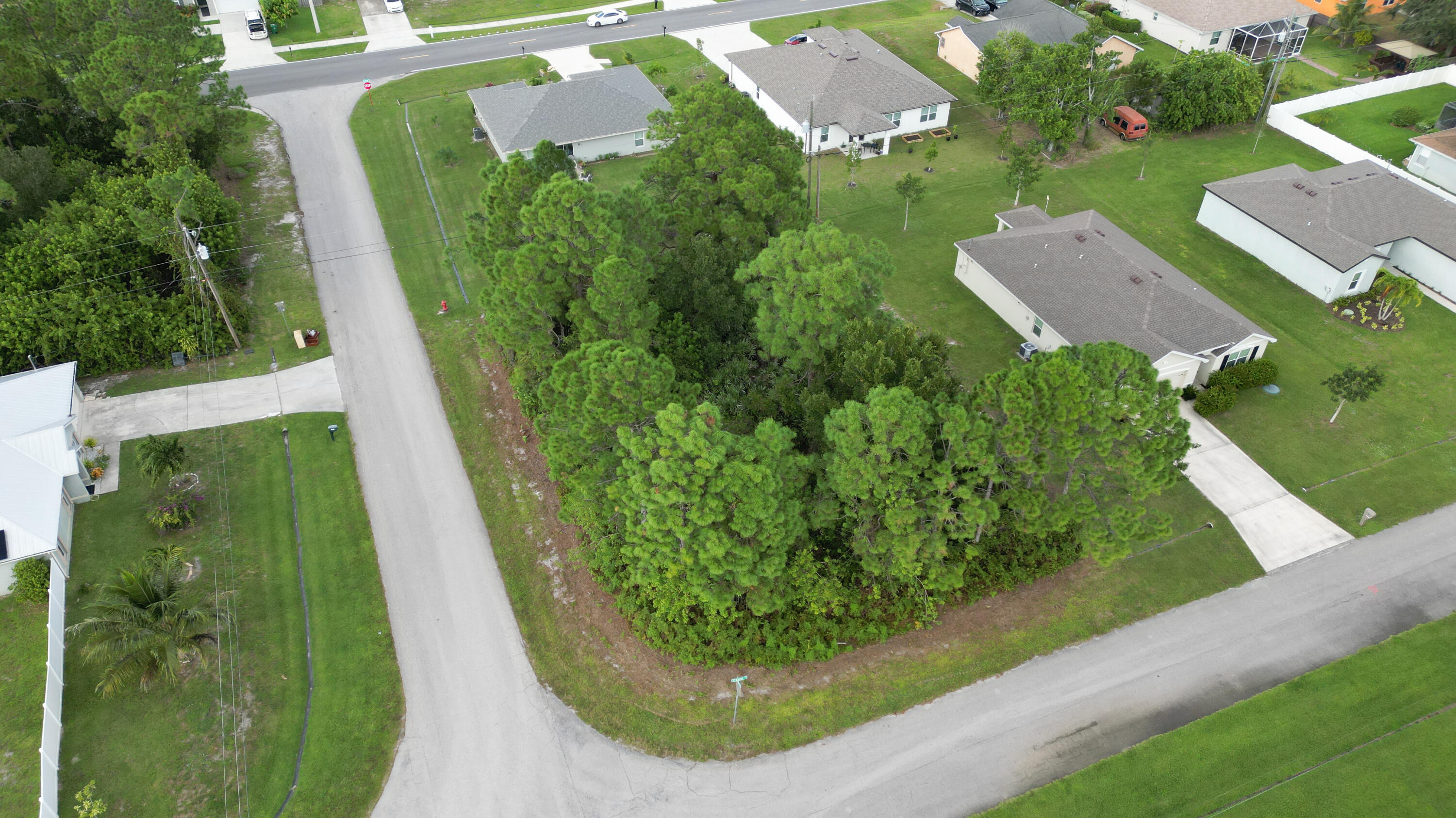 1281 SW Kapok Avenue, Port St. Lucie