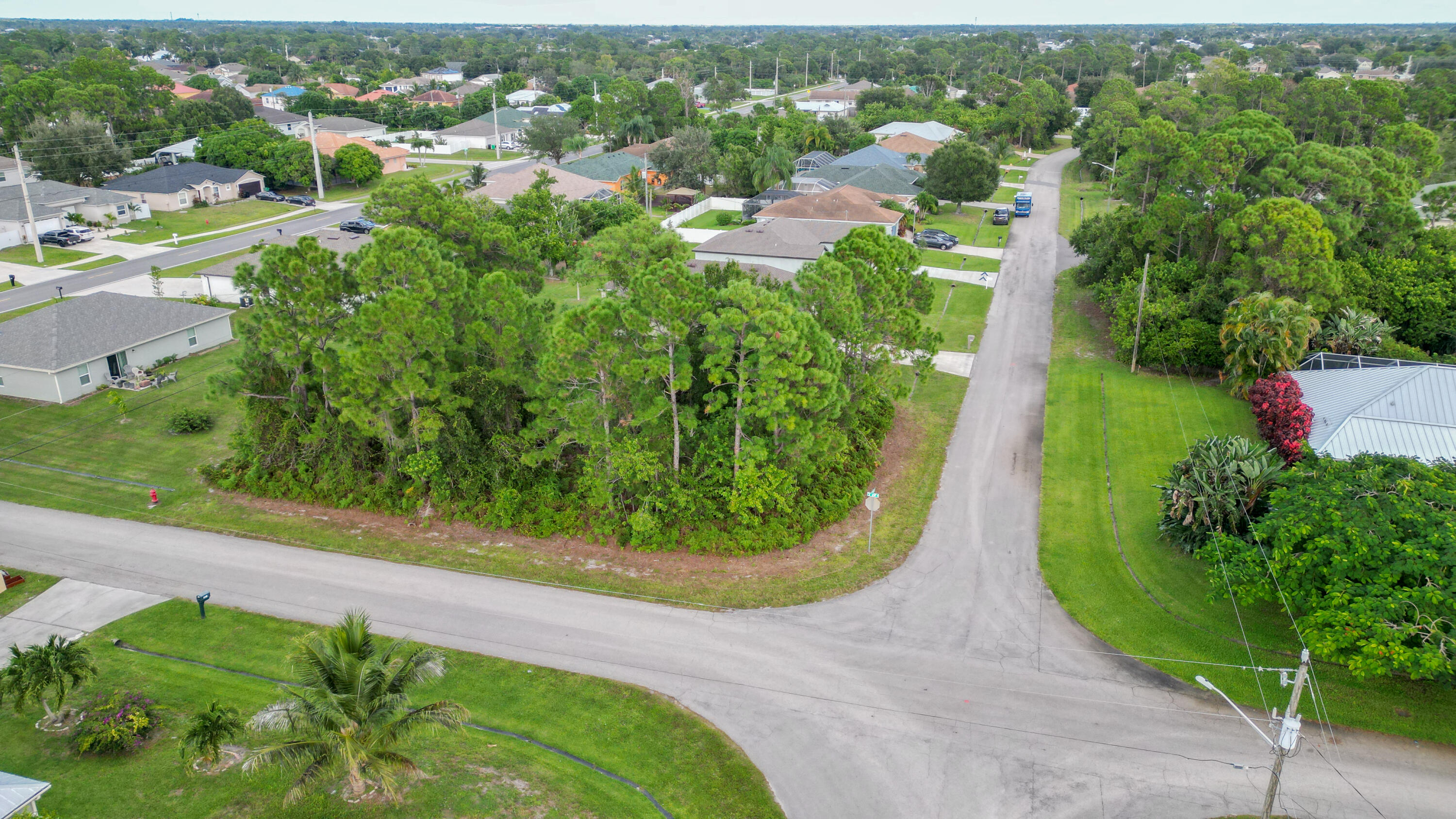 1281 SW Kapok Avenue, Port St. Lucie
