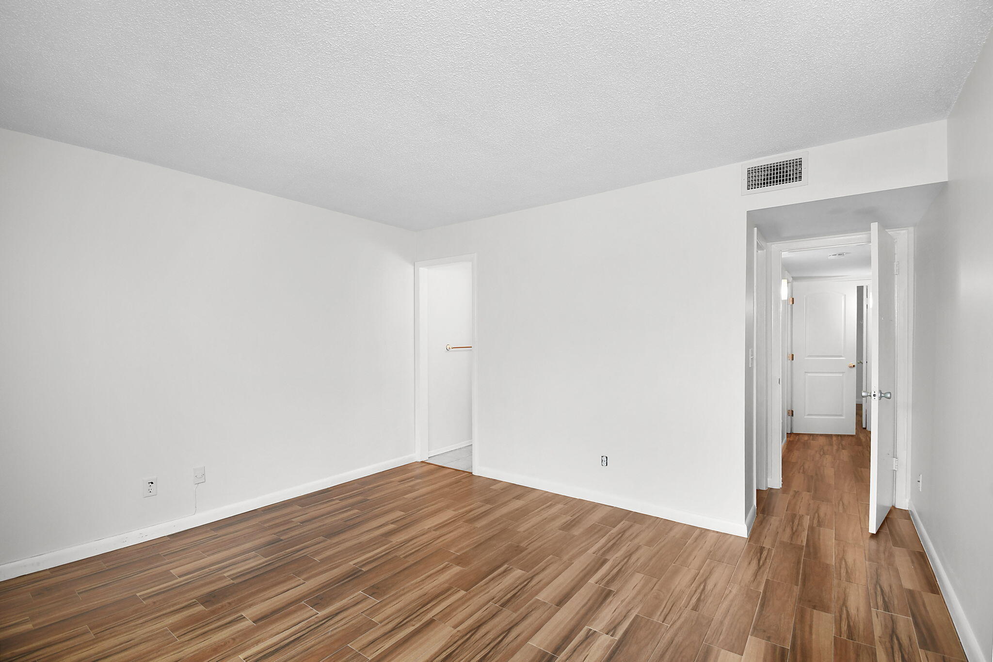 2600 SE Ocean Boulevard S7