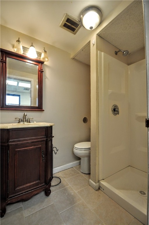 528 Saint Clair Ave