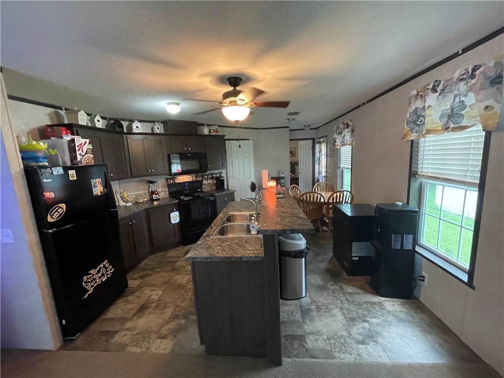 38 Carla Dr