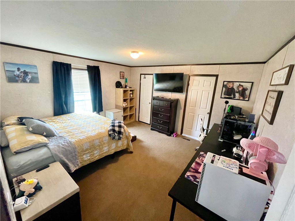 38 Carla Dr