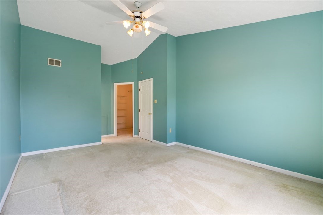 121 Elmhurst Dr