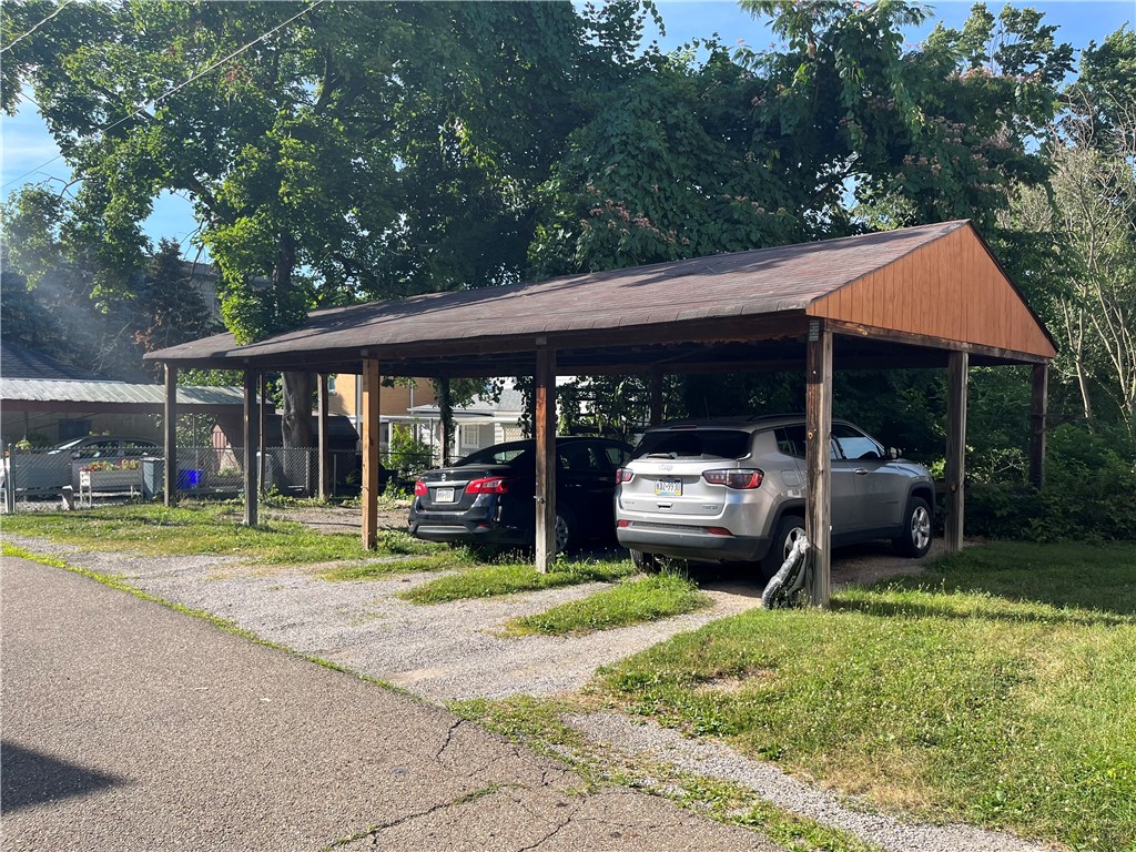 1210 Ridge Ave