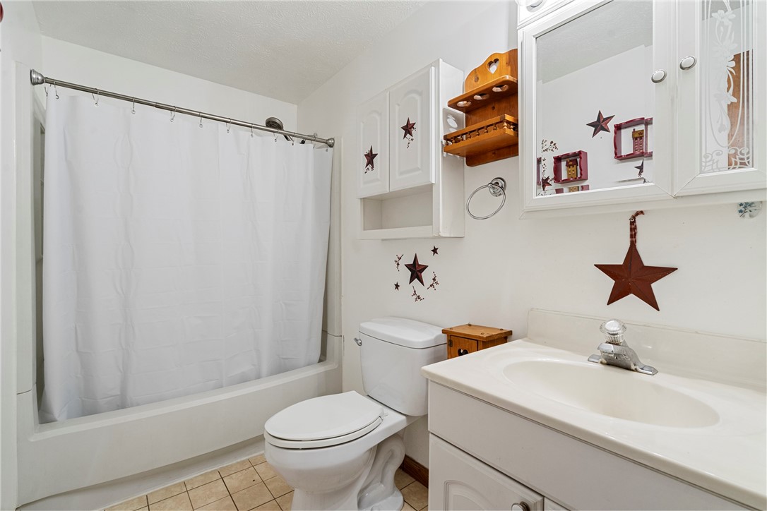 16 Fawnvue Dr