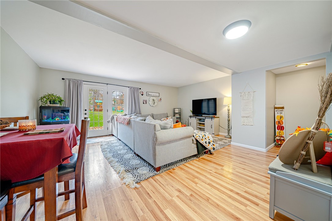 102 Westfield Dr