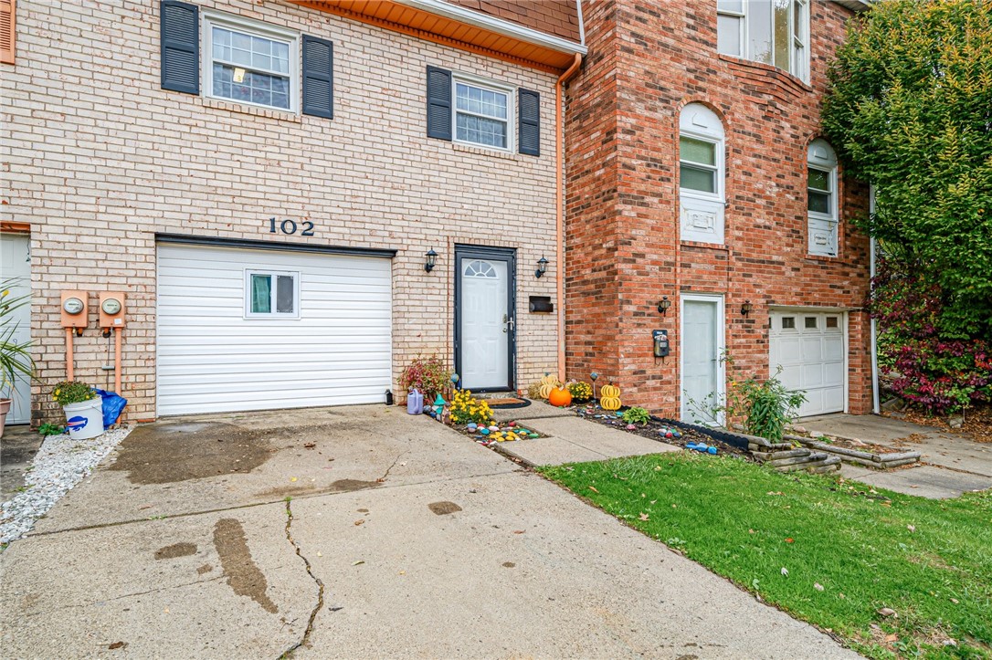 102 Westfield Dr