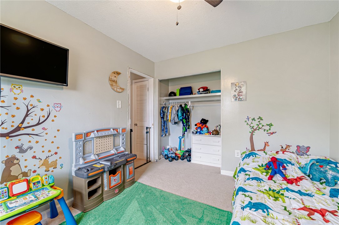 102 Westfield Dr
