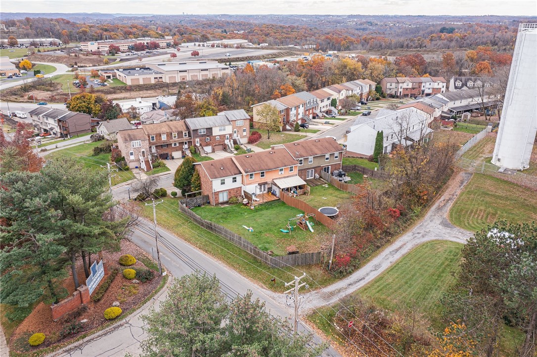 102 Westfield Dr