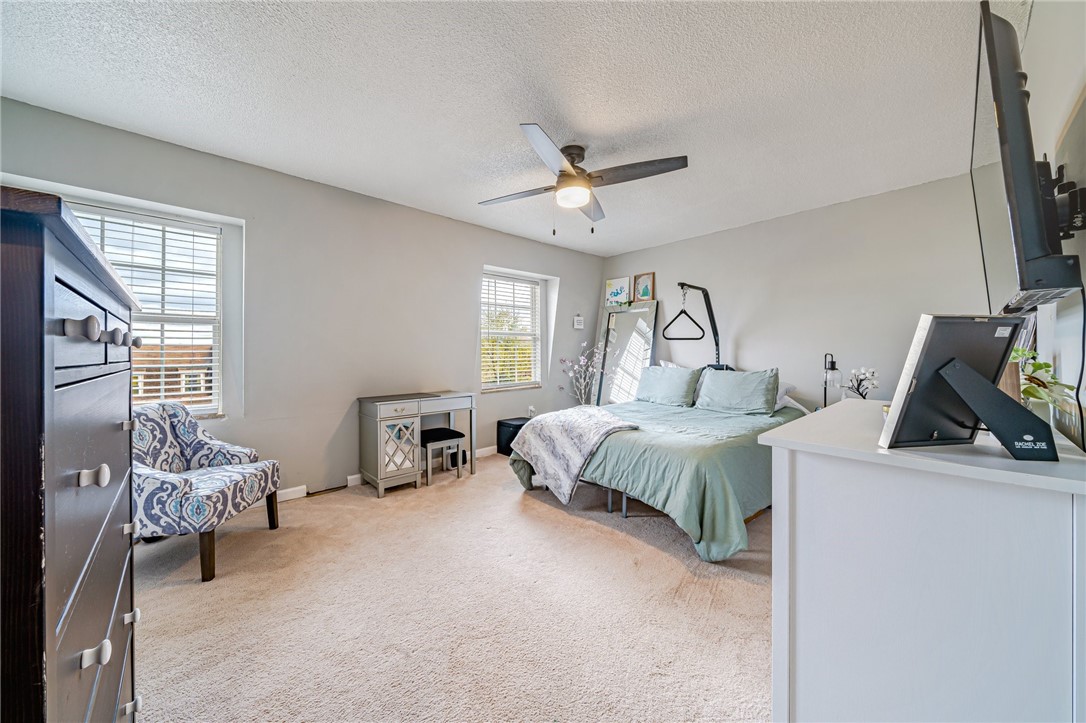102 Westfield Dr