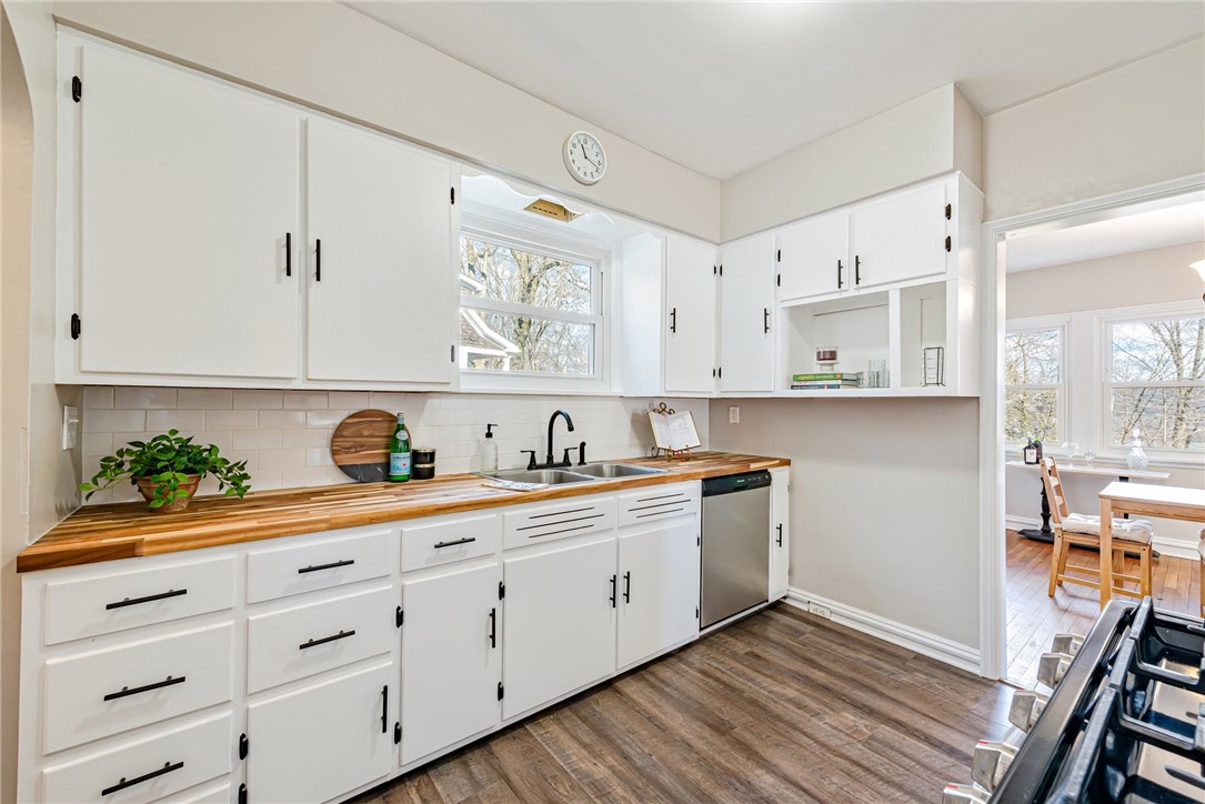 1036 Woodlawn Dr