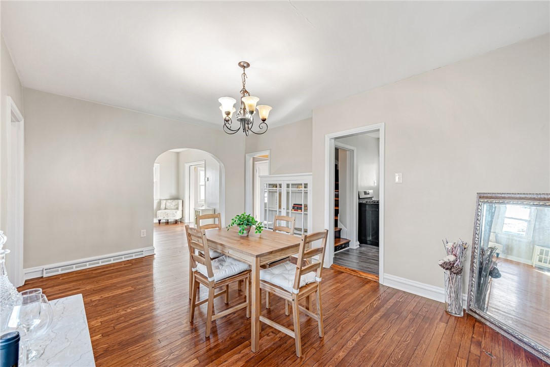 1036 Woodlawn Dr