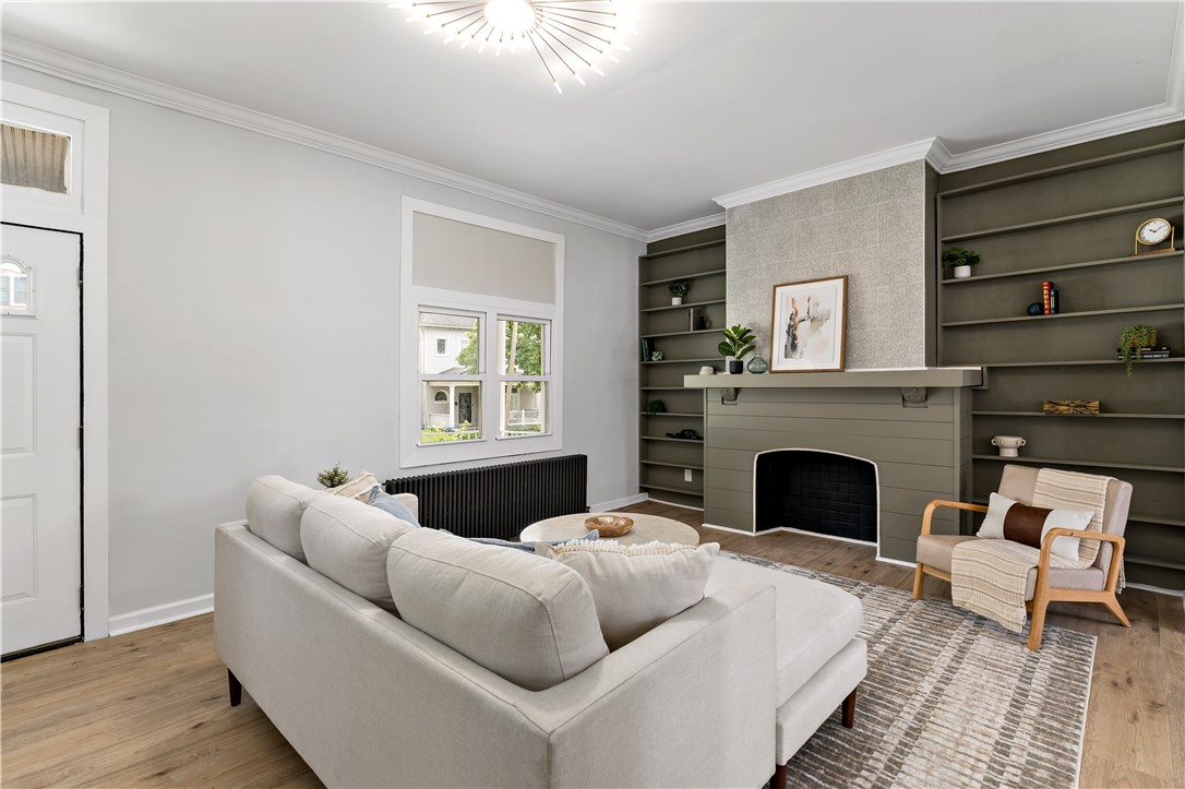 221 Harrison Ave