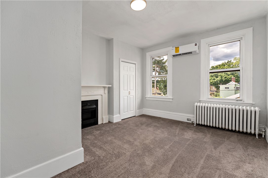 221 Harrison Ave