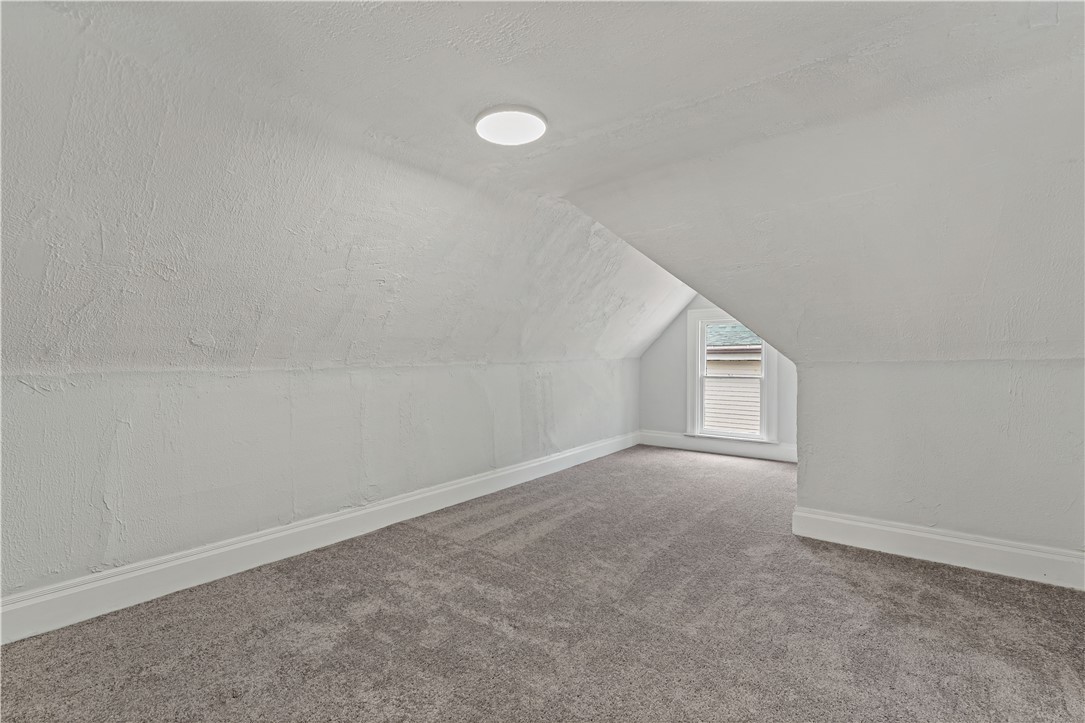 221 Harrison Ave