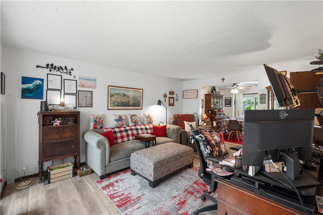210 Serendipity Dr
