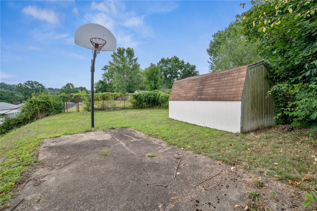 805 Blue Ridge Rd