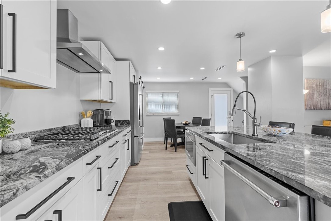 2503 SILVER OAK DRIVE
