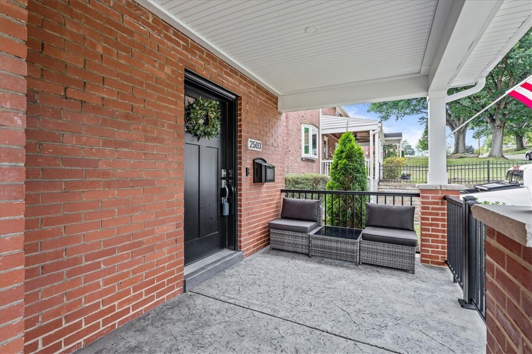 2503 SILVER OAK DRIVE