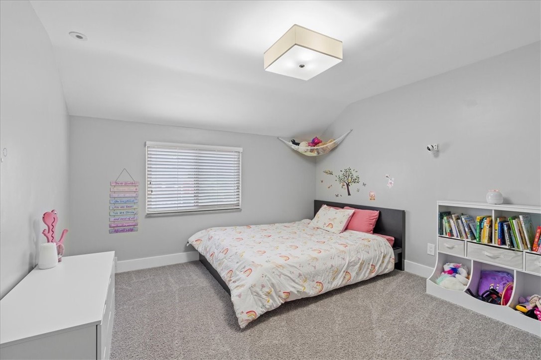 2503 SILVER OAK DRIVE