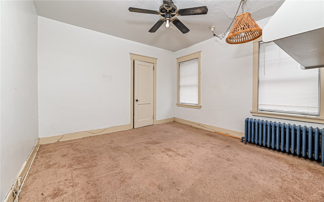 111 N Dallas