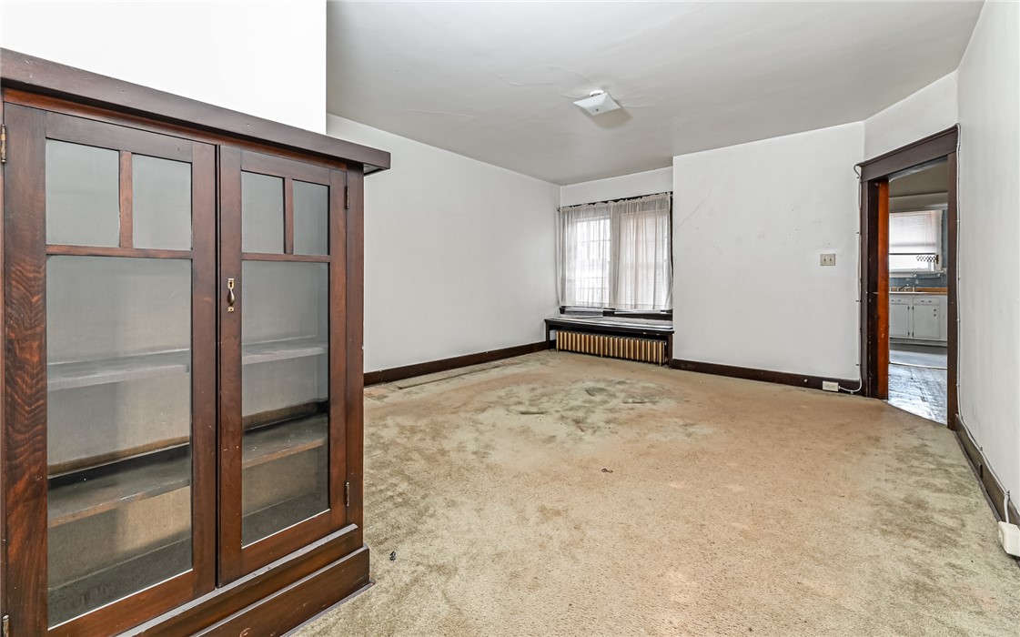 6861 Penn