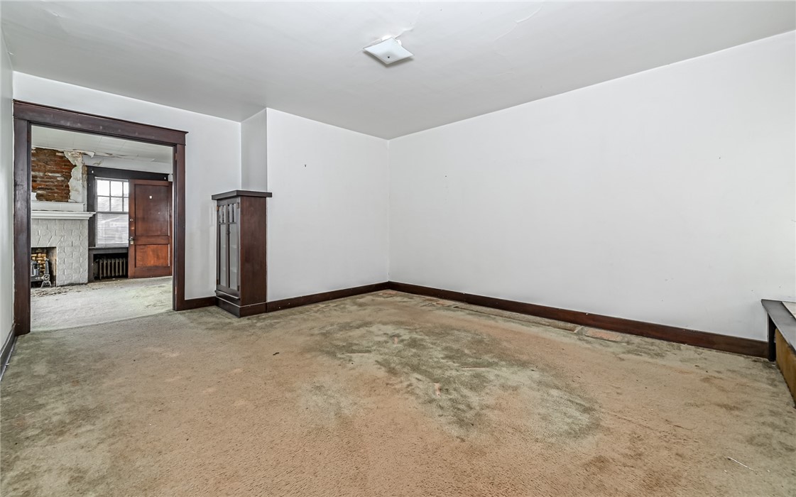 6861 Penn