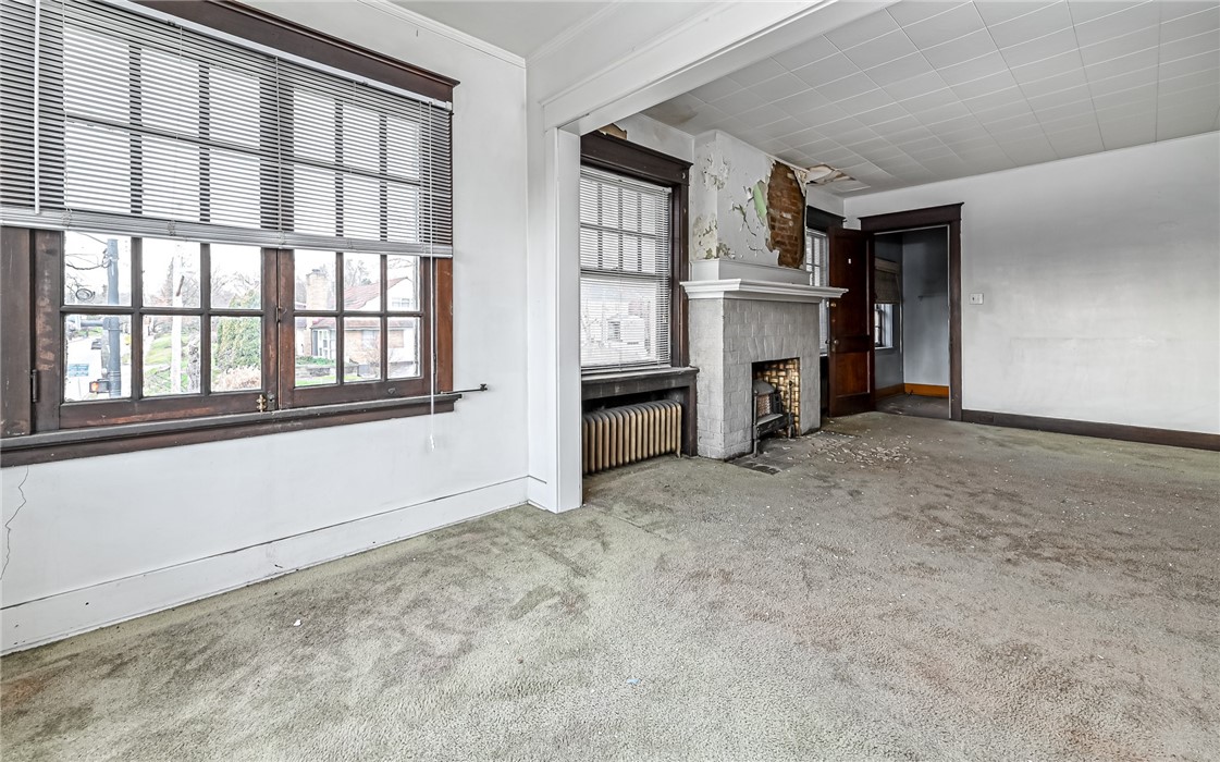 6861 Penn