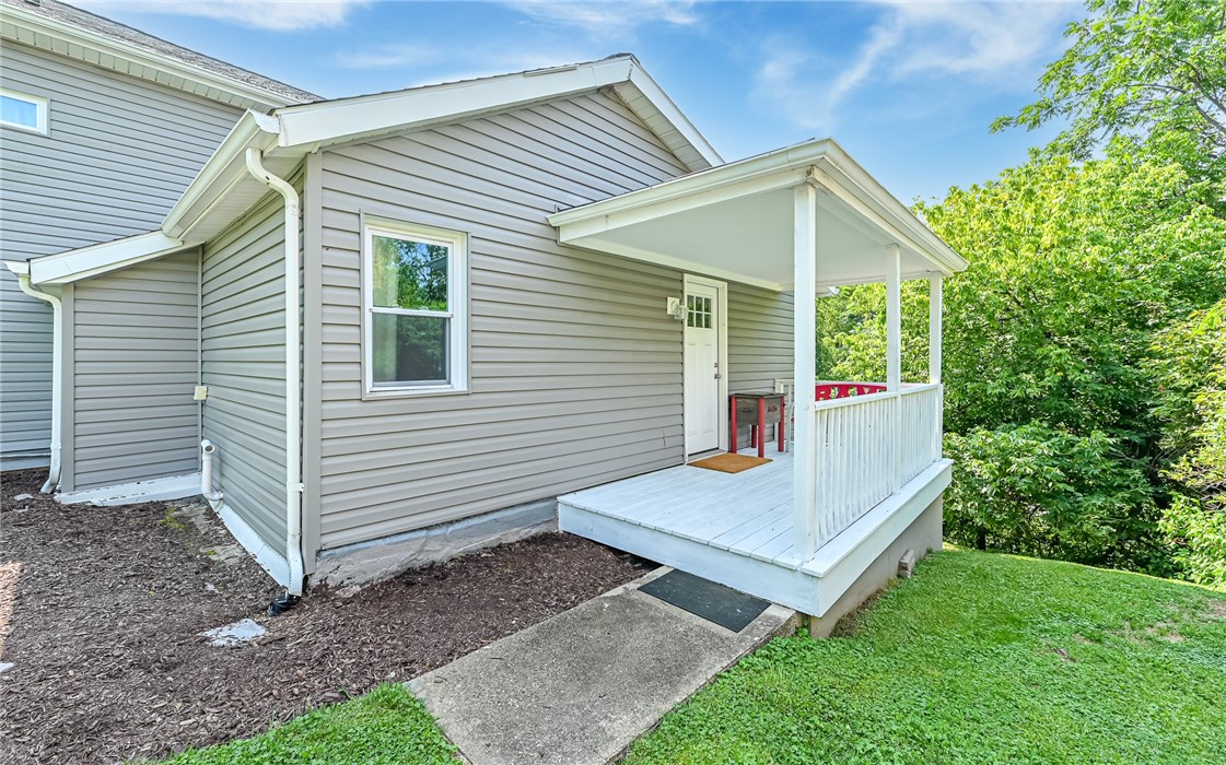 105 Seville Ave
