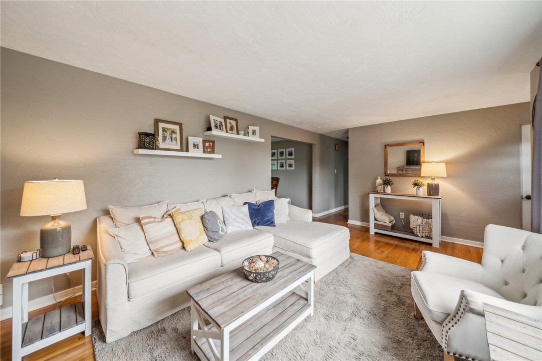 310 Conroy Dr