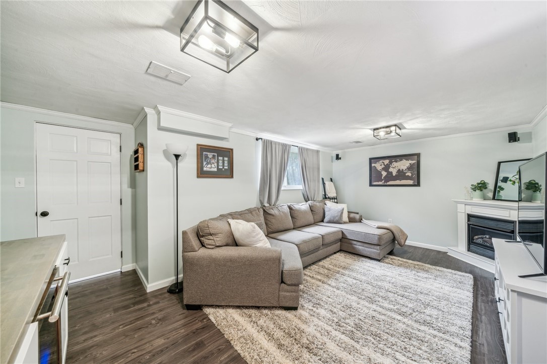 310 Conroy Dr