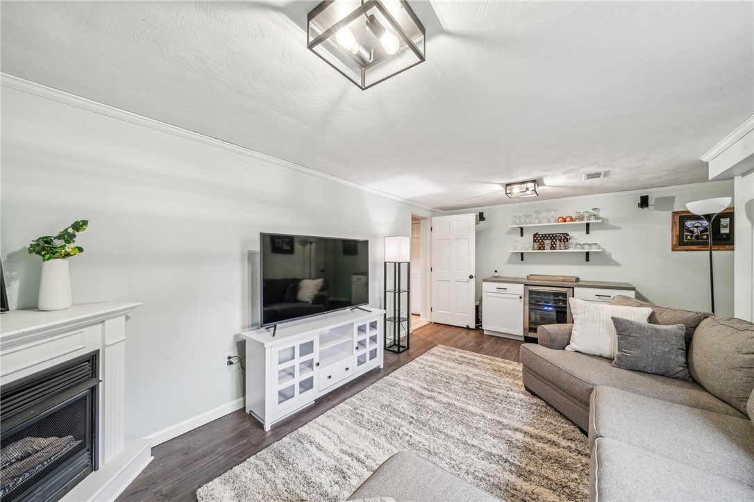 310 Conroy Dr
