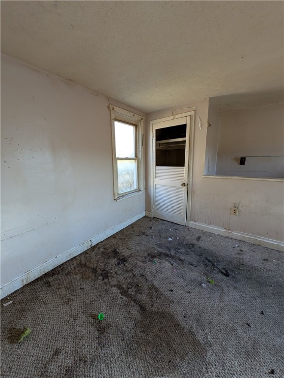 271 4th Ave