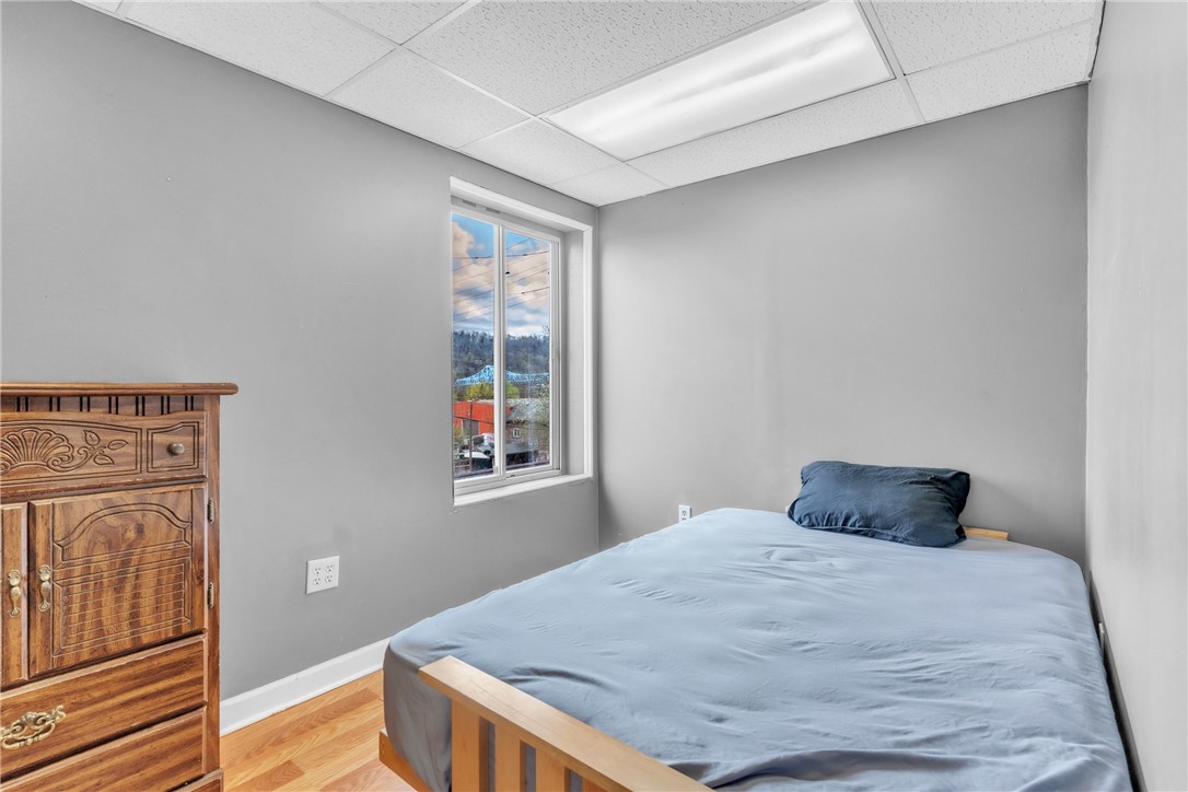 208-210 Mcclure St