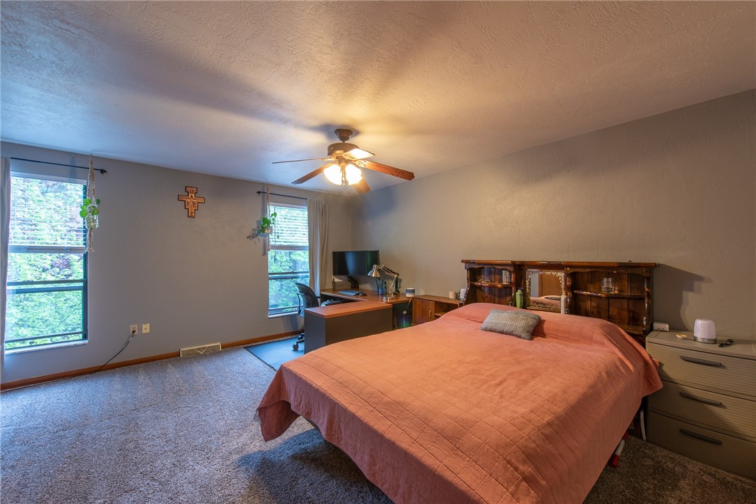 116 Laurel Ct