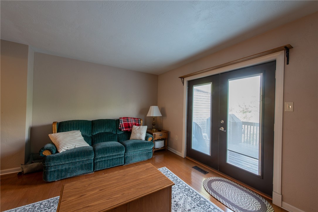 116 Laurel Ct