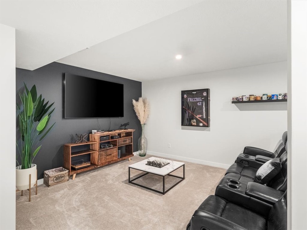 127 Red Horse Dr Unit 6