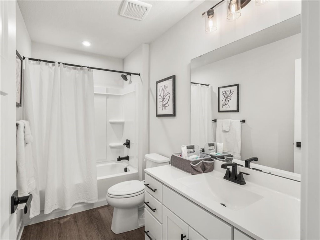 127 Red Horse Dr Unit 6
