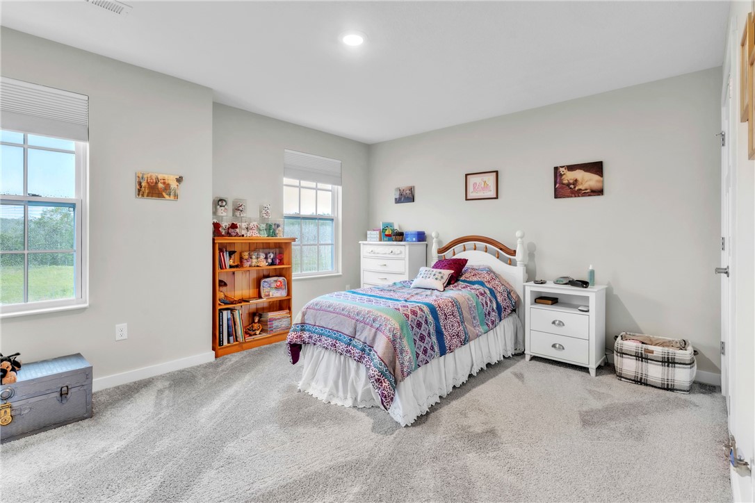 159 Twin Oaks Dr