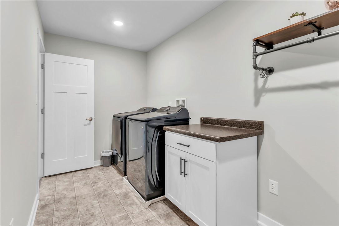 159 Twin Oaks Dr