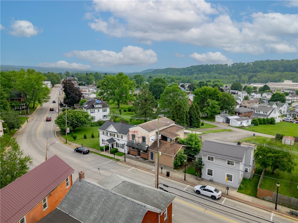 221 S Main St