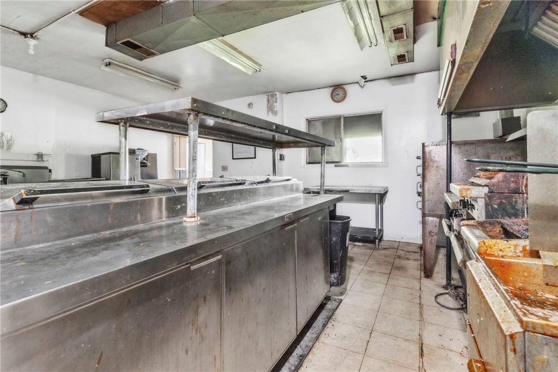 221 S Main St