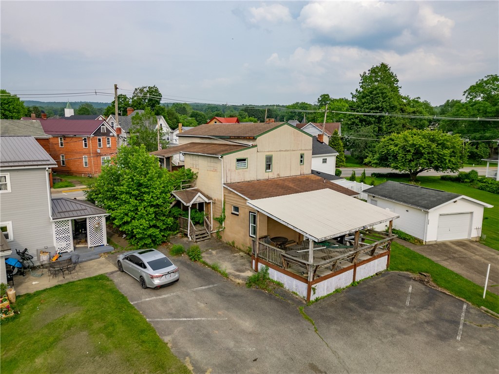 221 S Main St