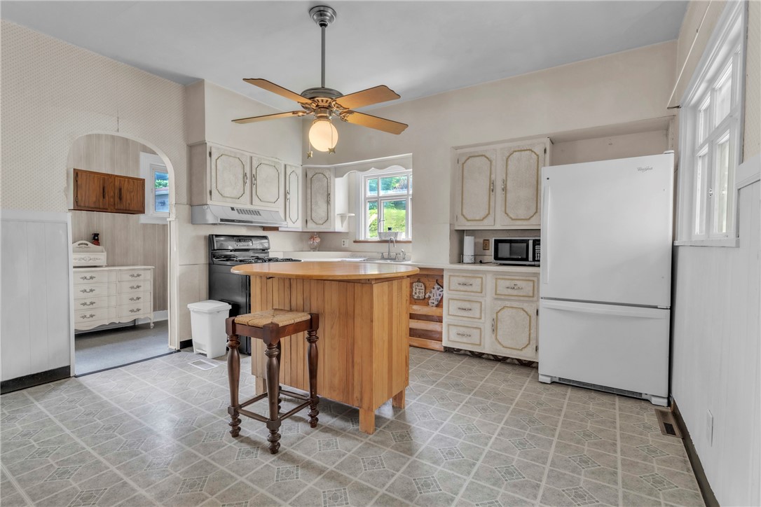 104 Highland Ave
