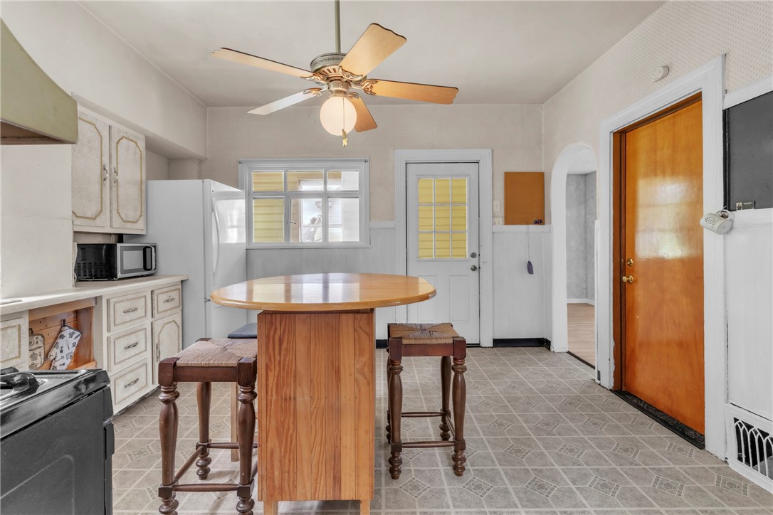 104 Highland Ave