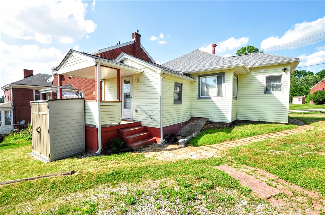 4632 Greensprings Ave