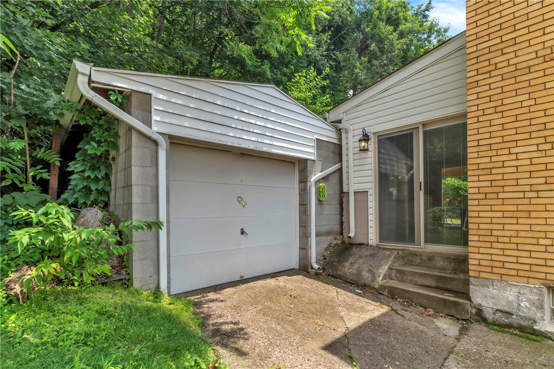 2616 Beaver Rd