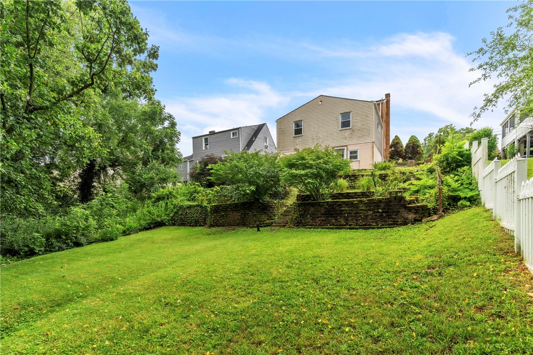3405 Willett Rd