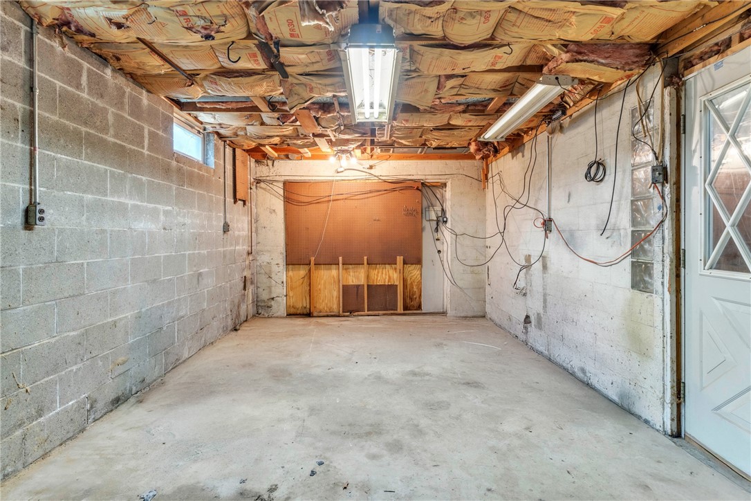 3405 Willett Rd