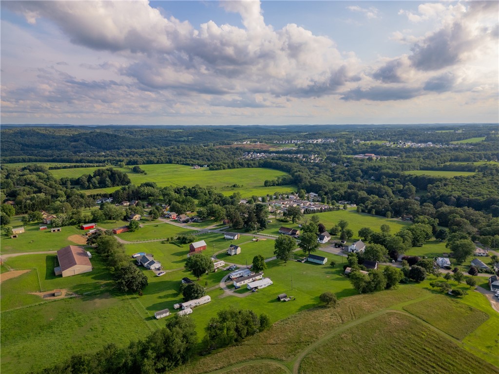 114 Minot Ln